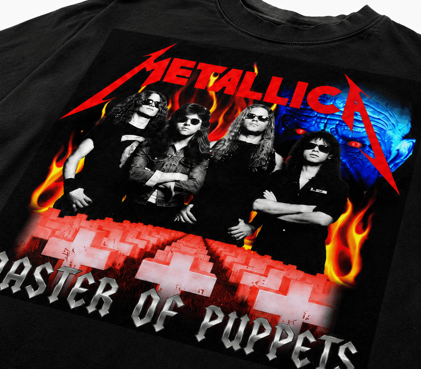 Metallica Unisex Oversized Graphic T-Shirt Infernal Red Graveyard Design Close Up
