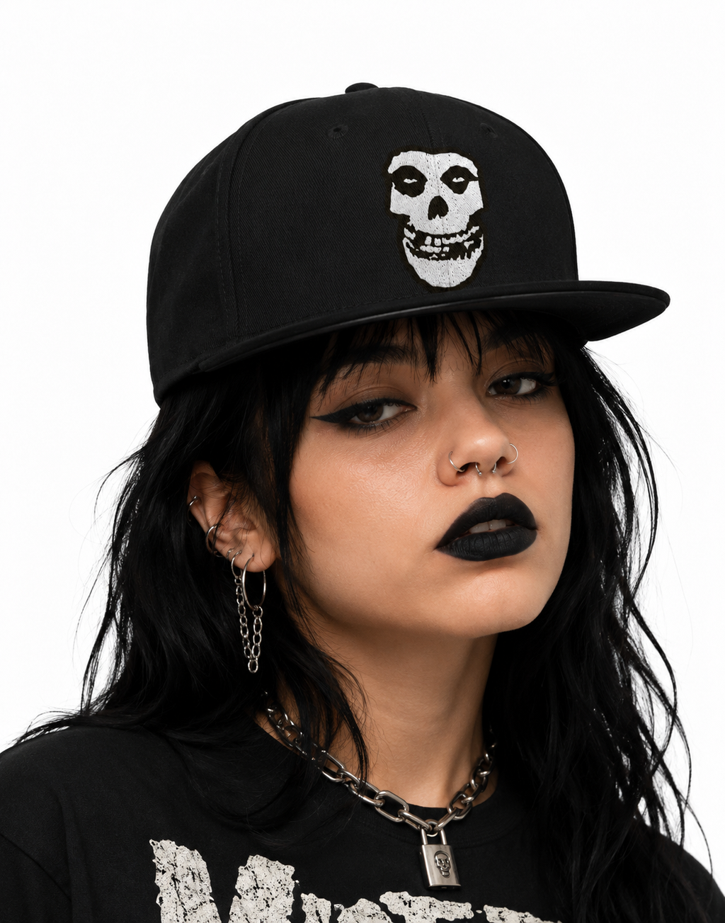 Misfits Unisex Snapback Cap With Bone White Classic Fiends Skull Design 

