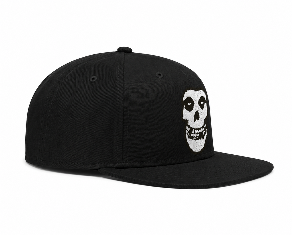 Misfits Unisex Snapback Cap With Bone White Classic Fiends Skull Design 
