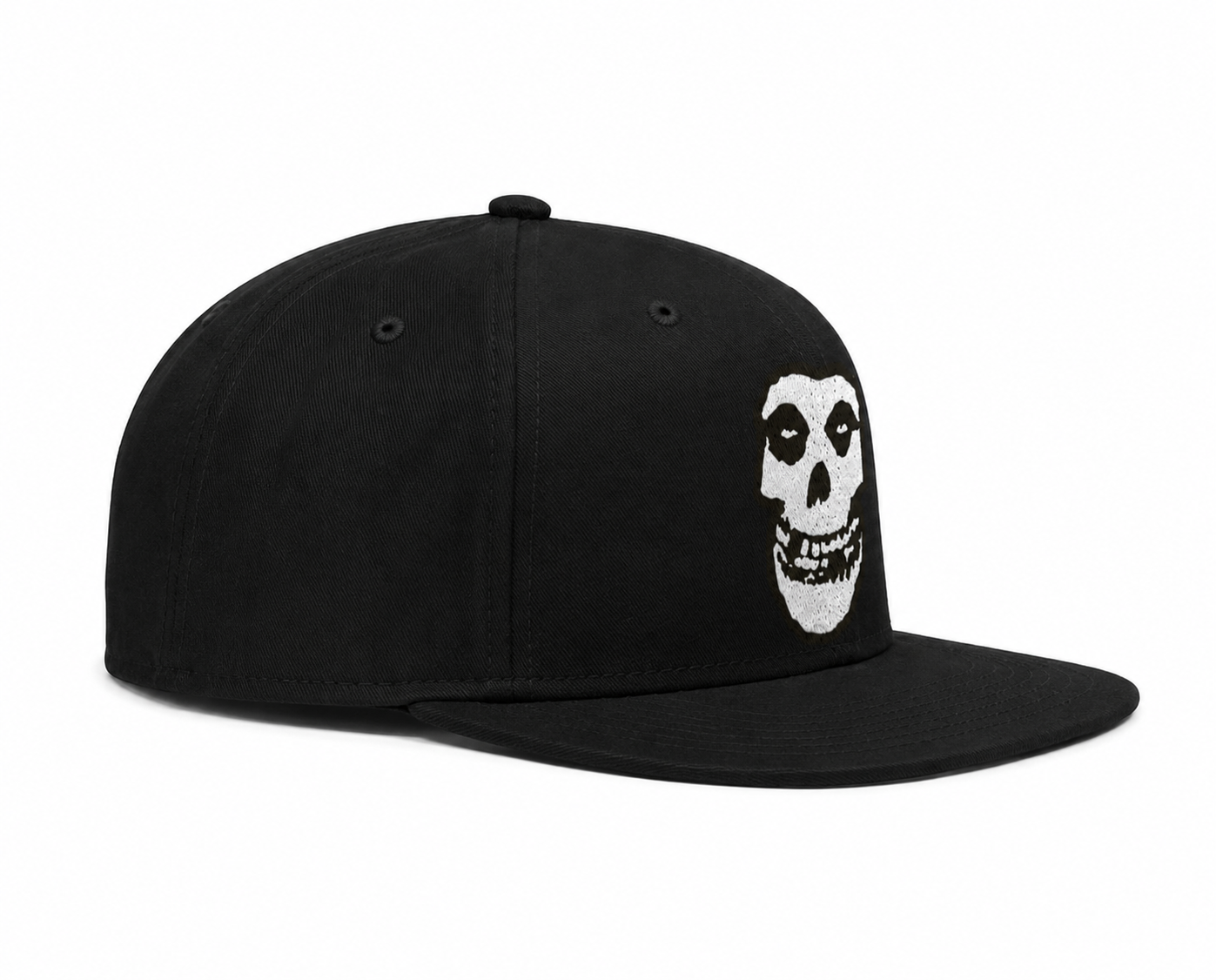 Misfits Unisex Snapback Cap With Bone White Classic Fiends Skull Design 

